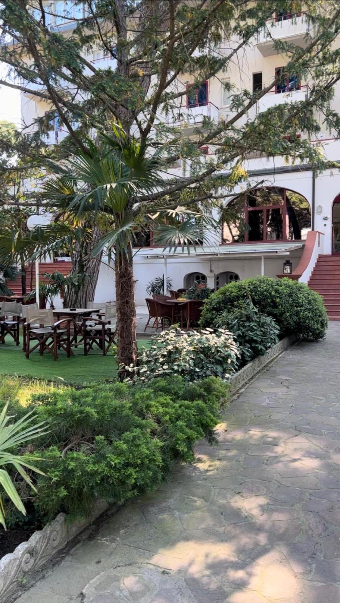G&D Hotel Deanna Pool&Brunch Milano Marittima Extérieur photo